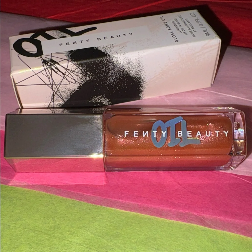 Fenty Beauty by Rihanna Gloss Bomb Oil Luminizing Lip Oil 'N Gloss, FROSTED BUNZ